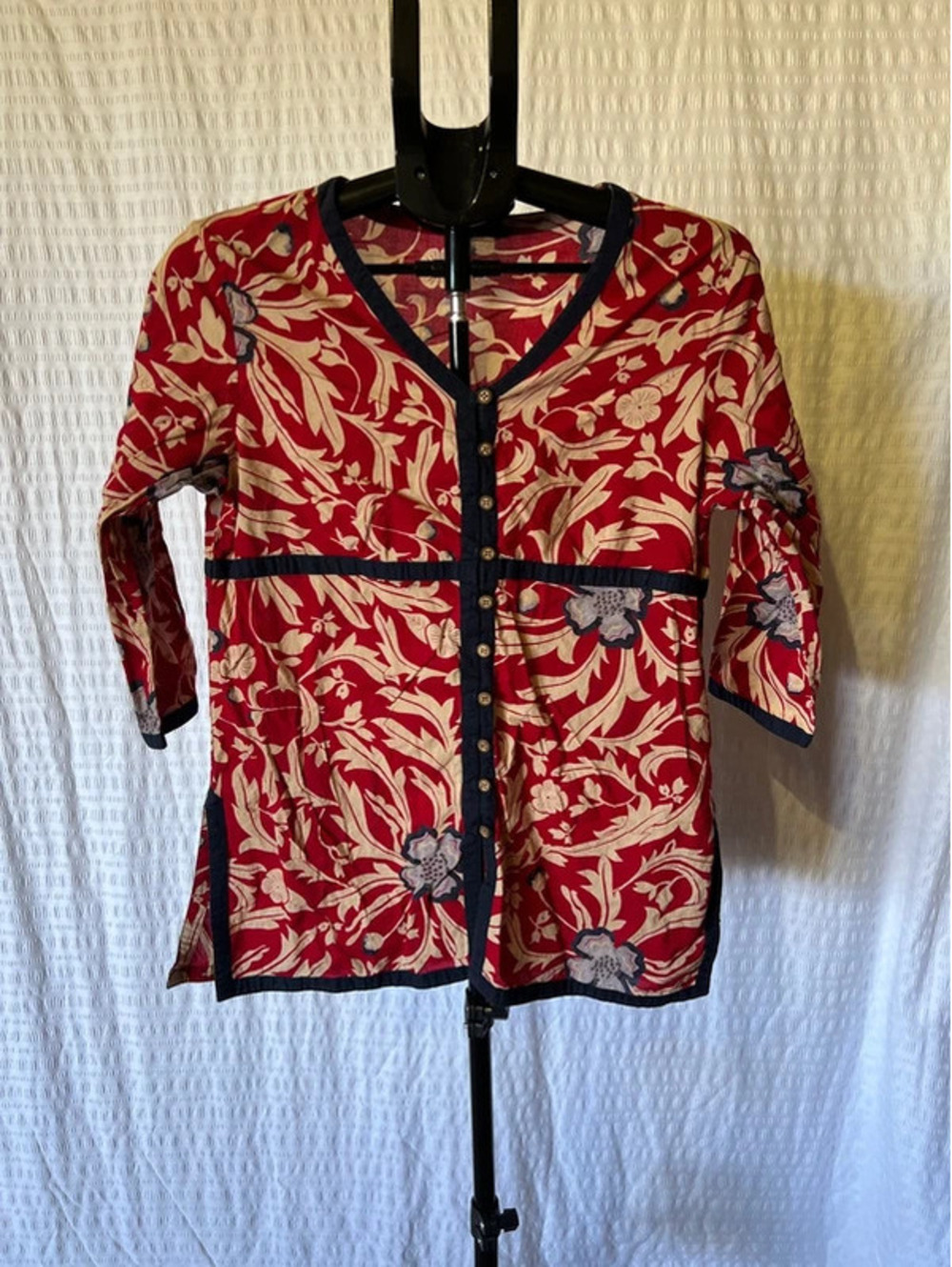 Multiples Sz Med 100% Cotton Top